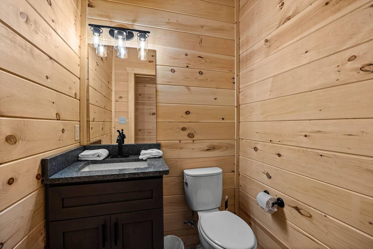 Lower level half bath Lower level half bath