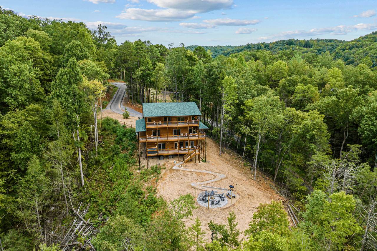 Welcome to Whispering Mountain Waters! Welcome to Whispering Mountain Waters!