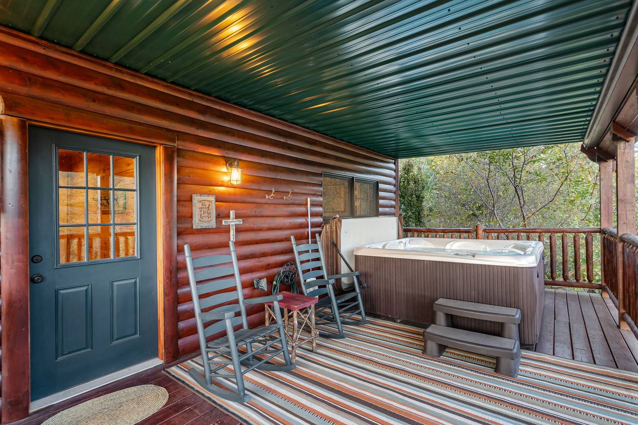 Soak your cares away in the private hot tub on the deck! Soak your cares away in the private hot tub on the deck!