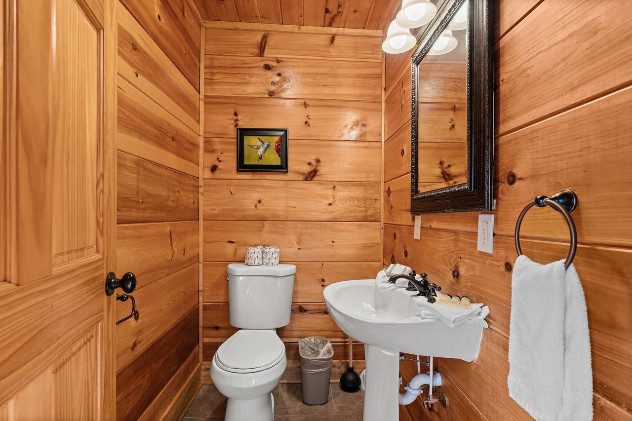 Half bath on main level Half bath on main level