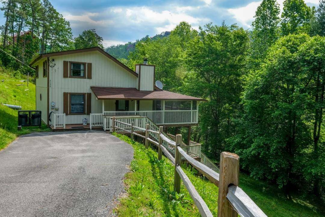 Welcome to Hidden Vineyard, offered by Bear Tracts!