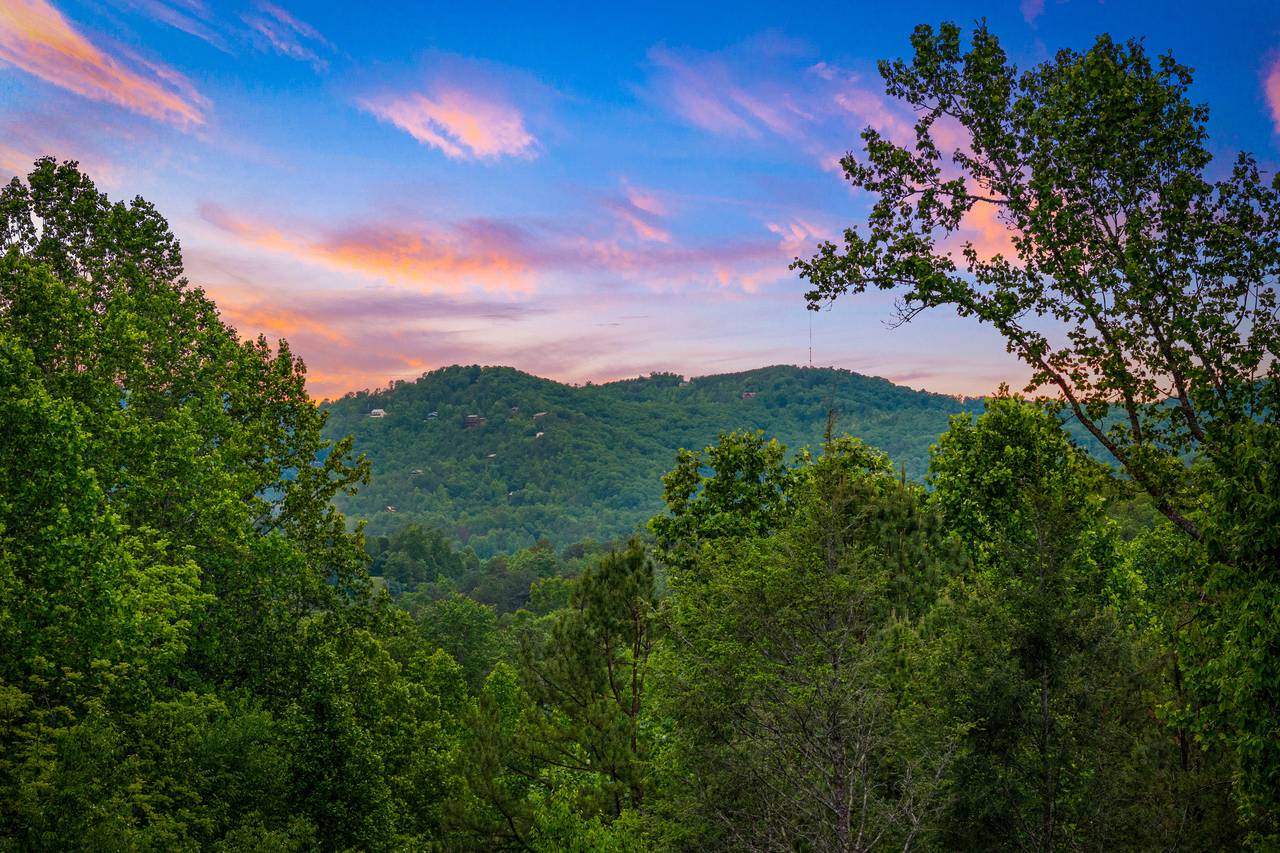 Smoky Mountain Views From Just Below Heaven Smoky Mountain Views From Just Below Heaven