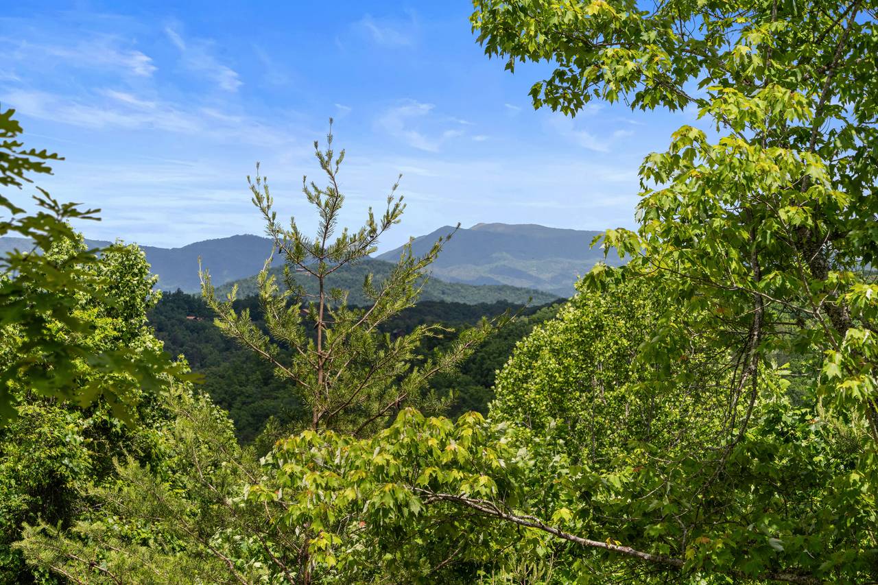 Smoky Mountain Views From Just Below Heaven Smoky Mountain Views From Just Below Heaven