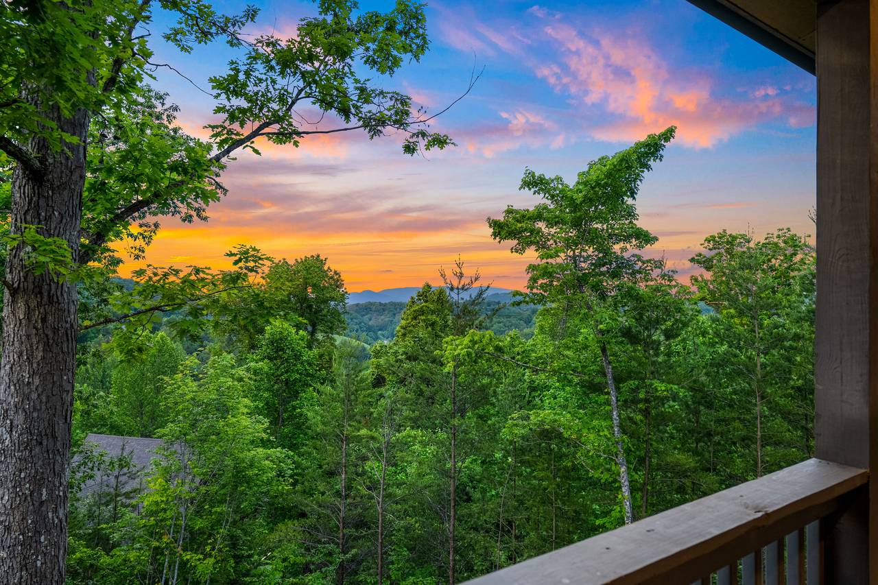 Smoky Mountain Views From Just Below Heaven Smoky Mountain Views From Just Below Heaven