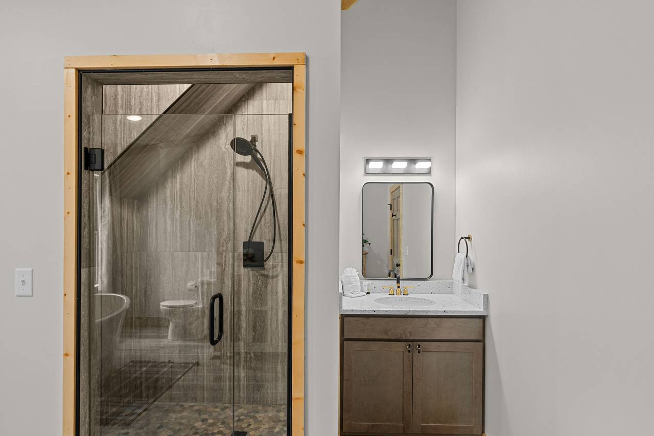 Bathroom With Soaker Tub & Walk-In Shower Bathroom With Soaker Tub & Walk-In Shower