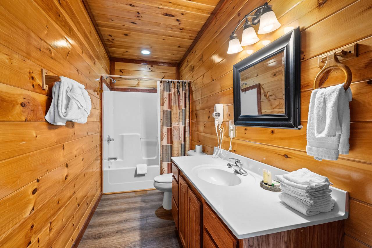 Ensuite full bathroom with tub shower combo Ensuite full bathroom with tub shower combo