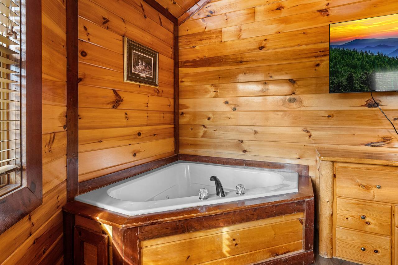 Enjoy a soothing soak after adventures. Enjoy a soothing soak after adventures.