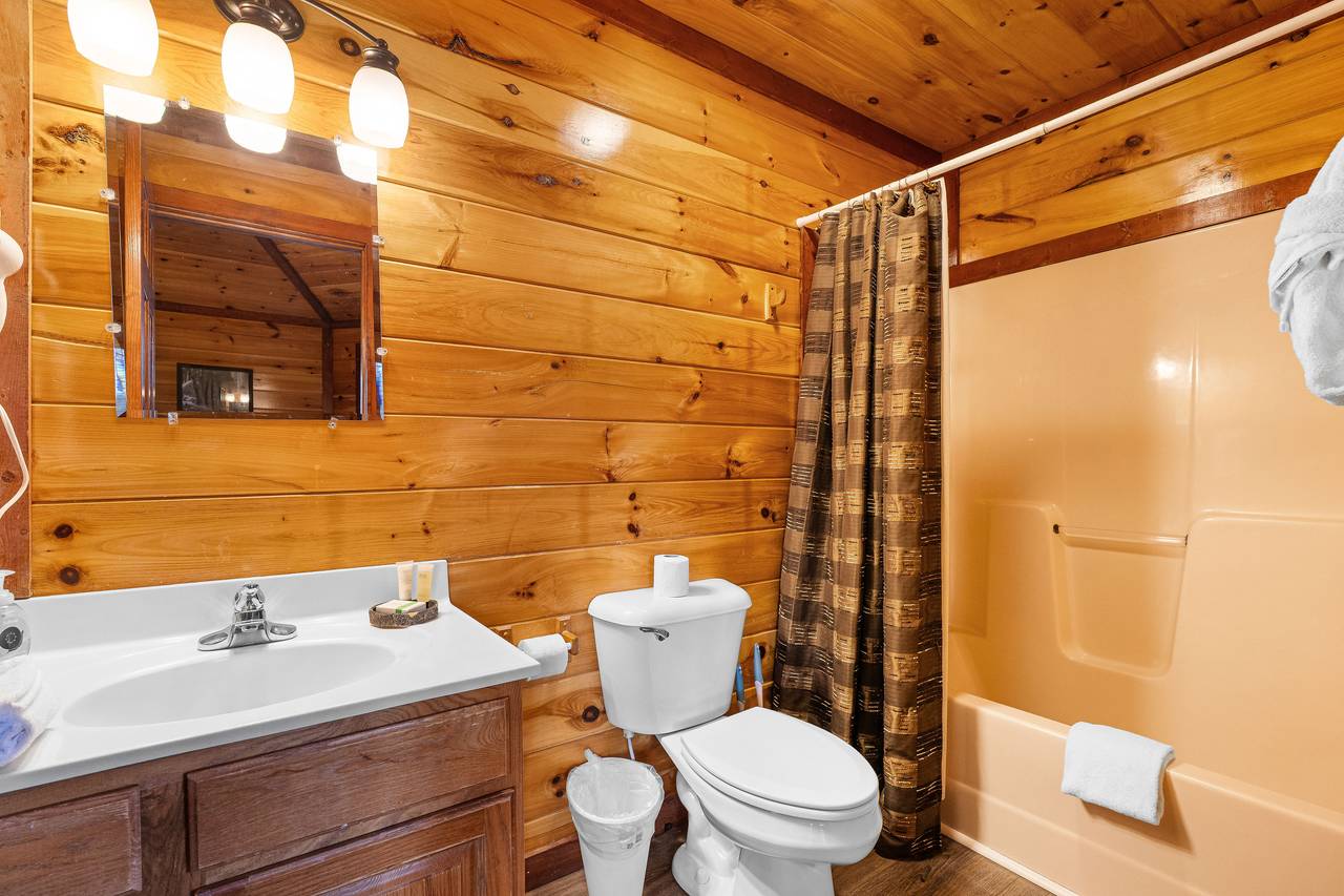 Ensuite full bathroom with tub shower combo Ensuite full bathroom with tub shower combo