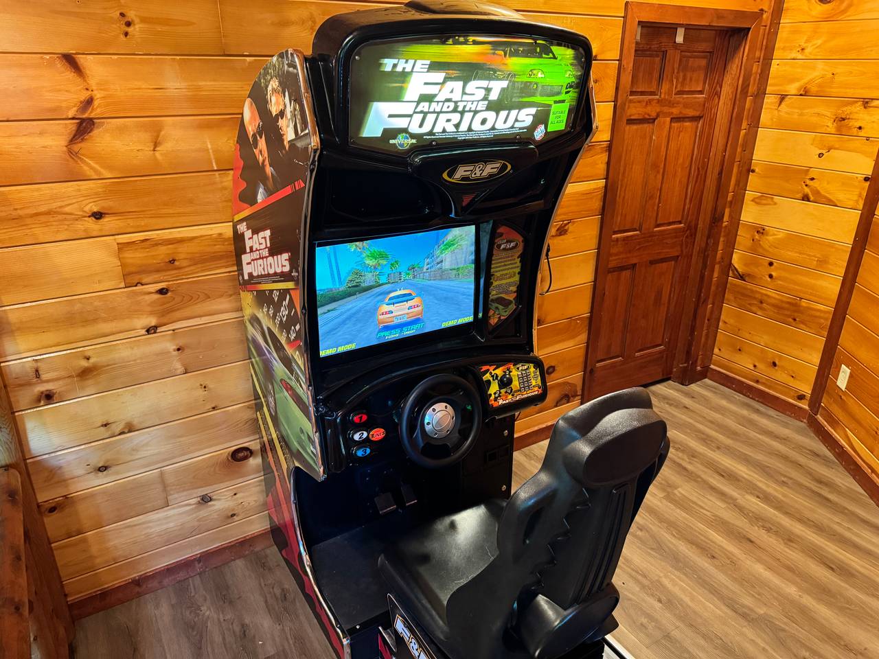 Play Fast and Furious racing simulator - set to free play Play Fast and Furious racing simulator - set to free play