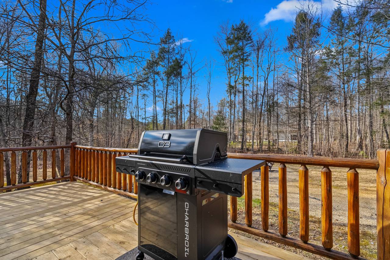 <span class="name">A gas grill for an afternoon cook out!</span> <span class="name">A gas grill for an afternoon cook out!</span>