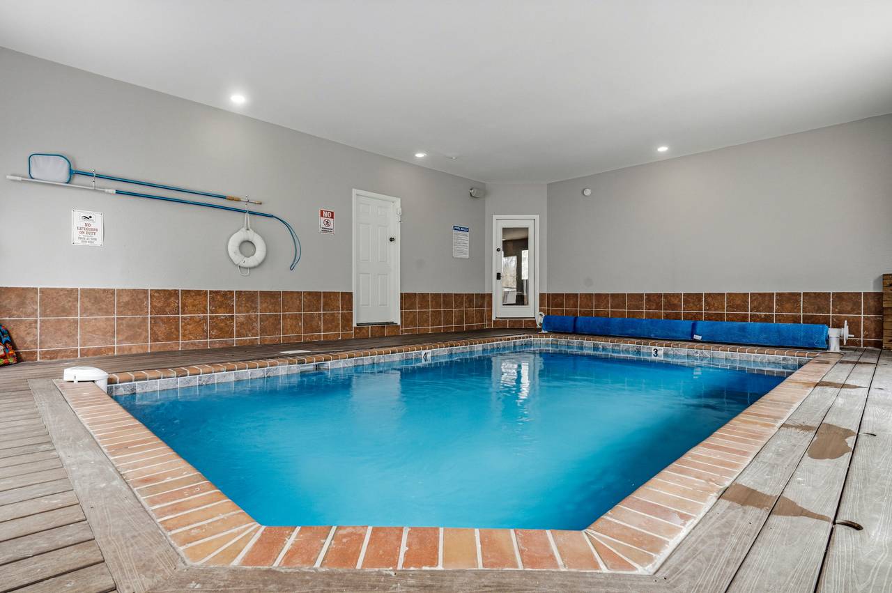 <span class="name">Splish splash in a private indoor heated pool!</span> <span class="name">Splish splash in a private indoor heated pool!</span>
