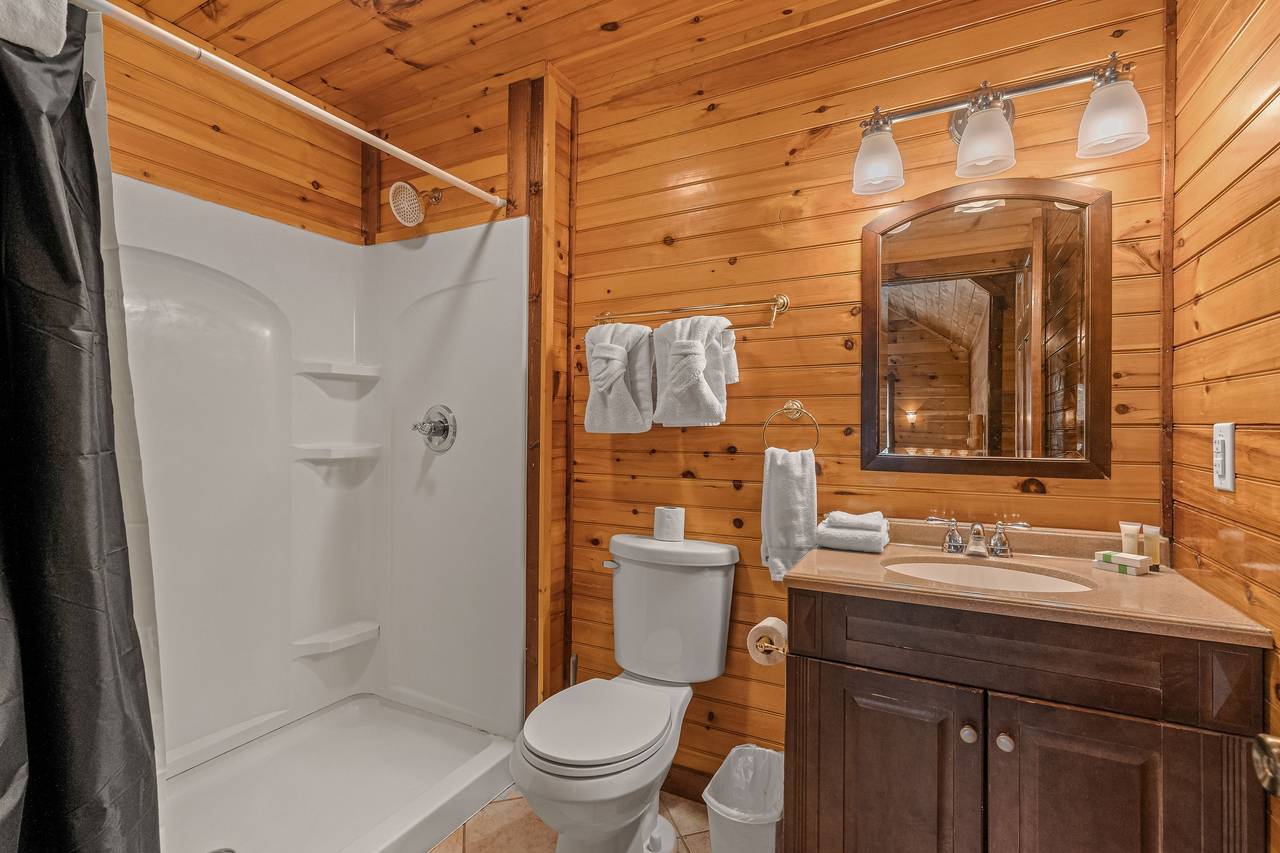 <span class="name">Bath 5; King bedroom bathroom with standing shower</span> <span class="name">Bath 5; King bedroom bathroom with standing shower</span>