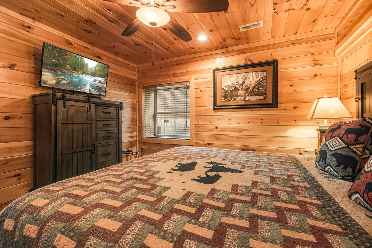 <span class="name">Lower Level King Bedroom With Private Bathroom</span> <span class="name">Lower Level King Bedroom With Private Bathroom</span>