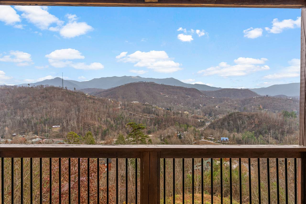 <span class="name">Breathtaking views from the decks of All About the View</span> <span class="name">Breathtaking views from the decks of All About the View</span>