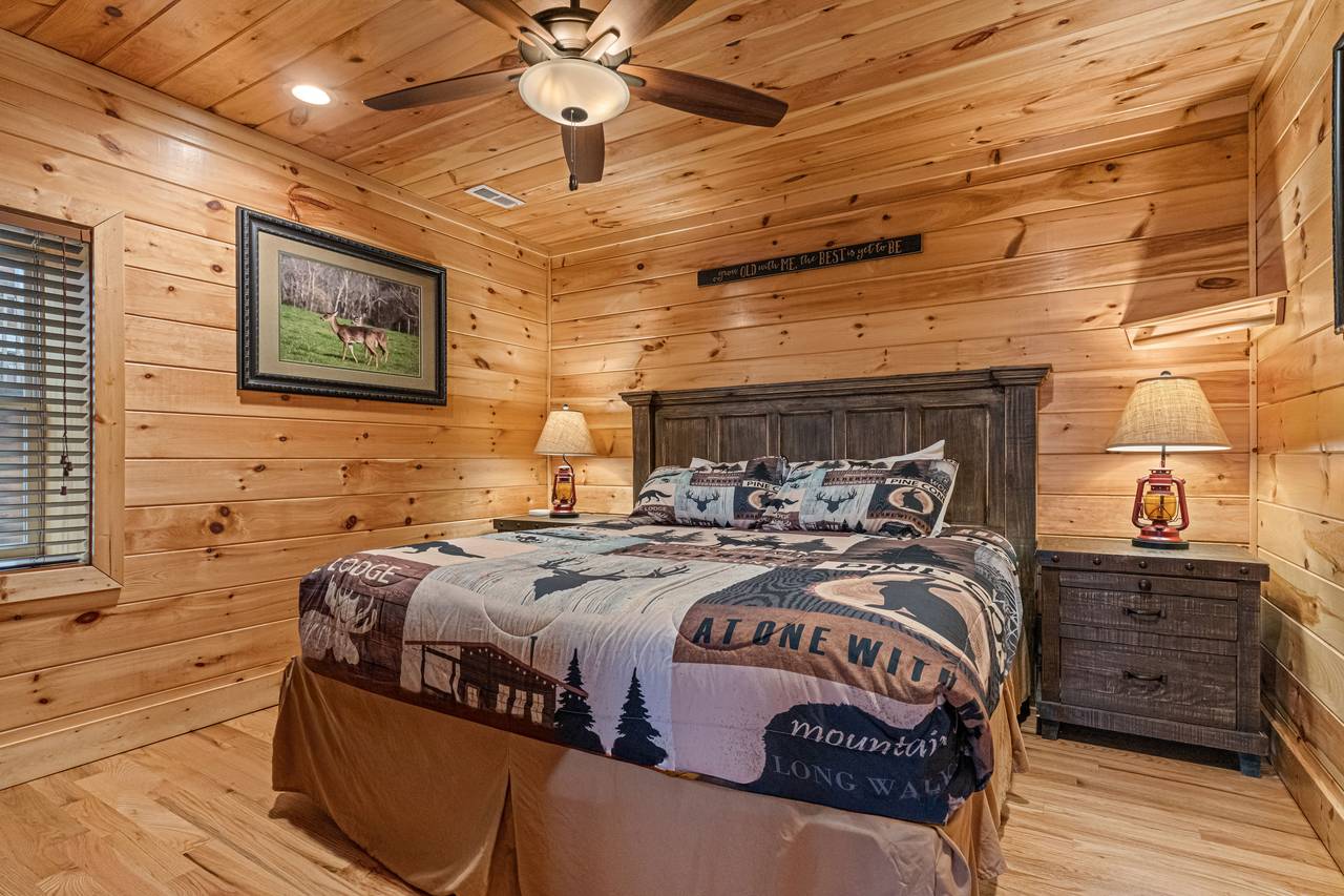 <span class="name">Spacious King Bedrooms Designed For Comfort</span> <span class="name">Spacious King Bedrooms Designed For Comfort</span>