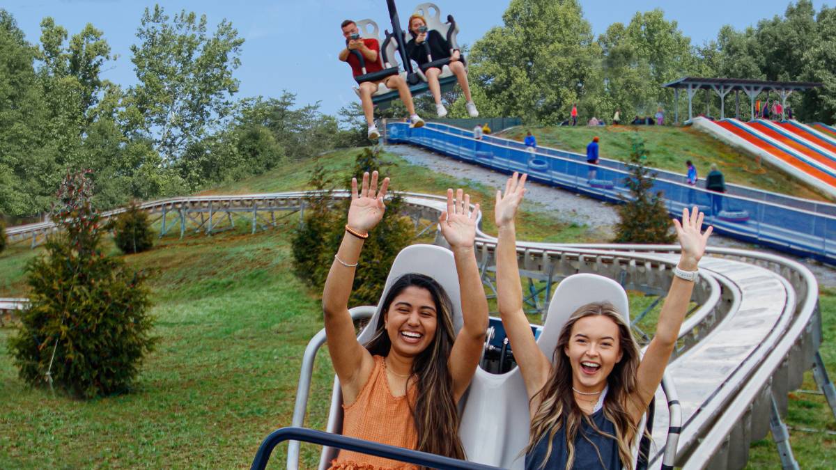 <span class="name">Free Attraction Passes, Every Day of Your Stay!</span>