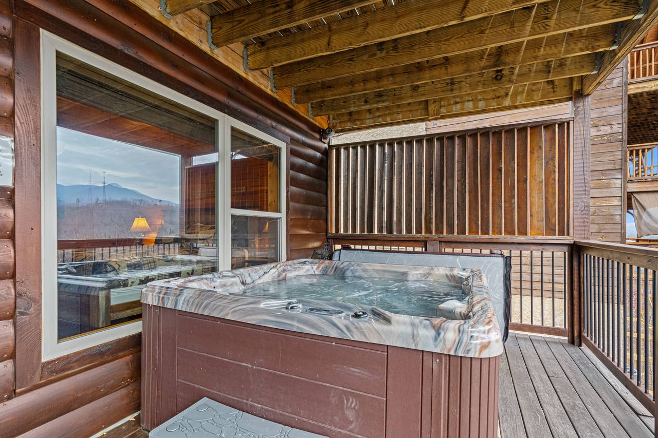 <span class="name">Relaxing Hot Tub Under The Smoky Mountain Sky</span> <span class="name">Relaxing Hot Tub Under The Smoky Mountain Sky</span>