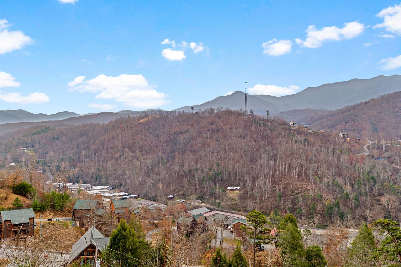 <span class="name">Panoramic Smoky Mountain Views From The Cabin</span> <span class="name">Panoramic Smoky Mountain Views From The Cabin</span>