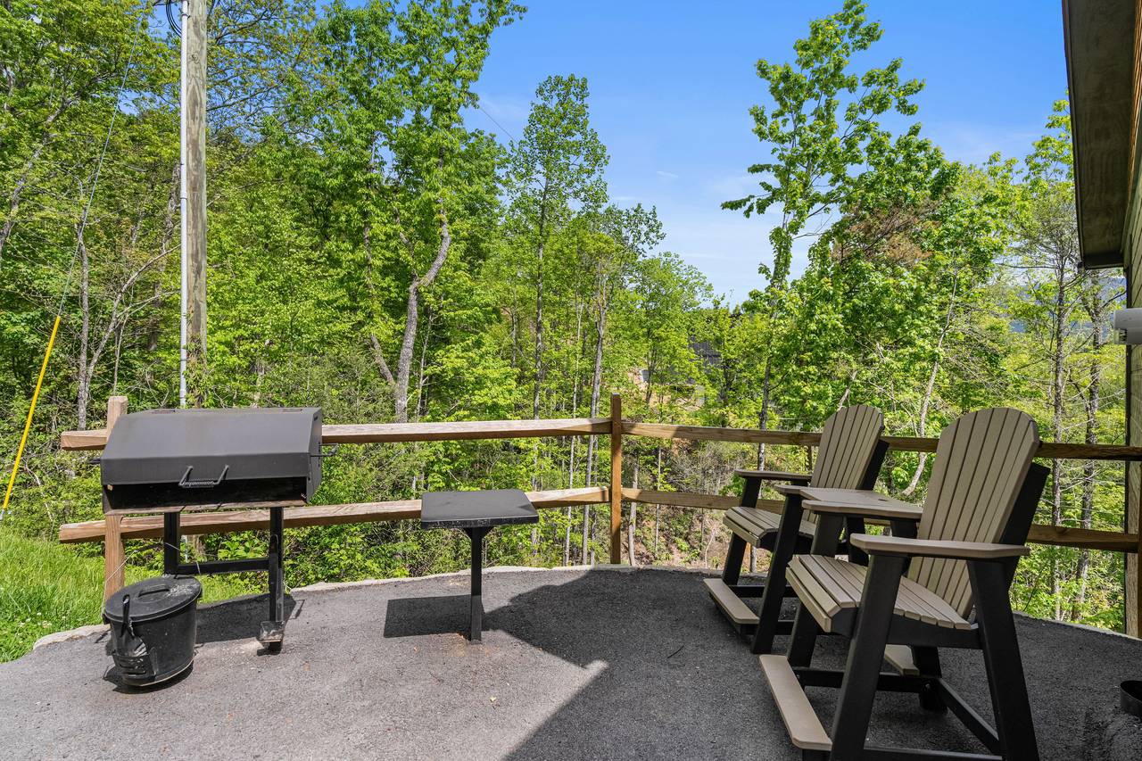 Fire up the charcoal grill for a classic mountain cookout Fire up the charcoal grill for a classic mountain cookout