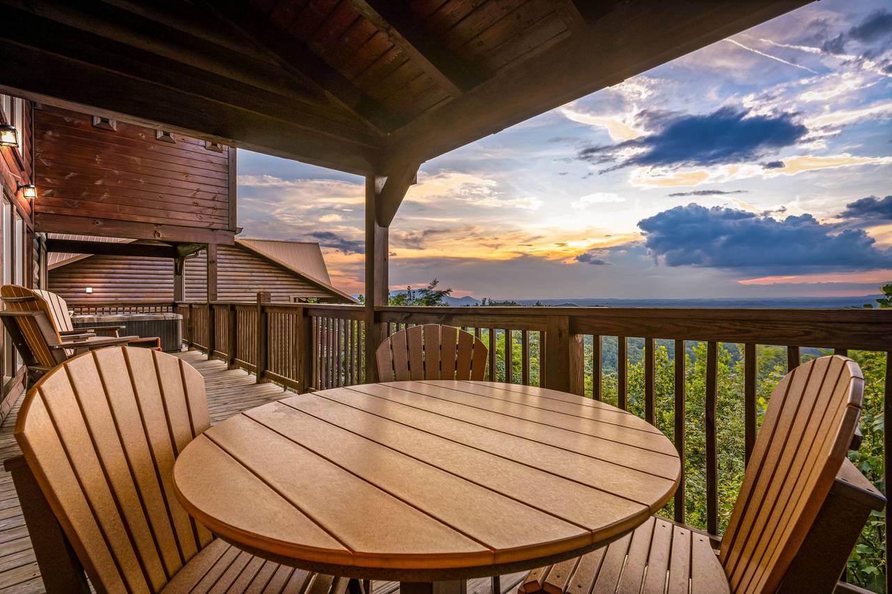 Spacious deck with seating to enjoy Smoky Mountain sunsets Spacious deck with seating to enjoy Smoky Mountain sunsets