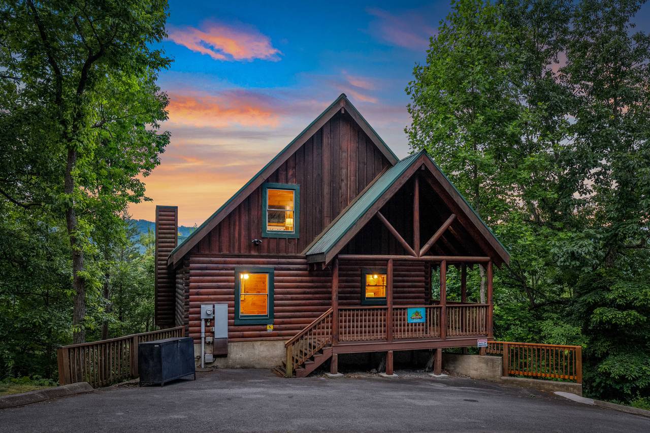 Welcome to Above the Pines, offered by Bear Tracts! Welcome to Above the Pines, offered by Bear Tracts!