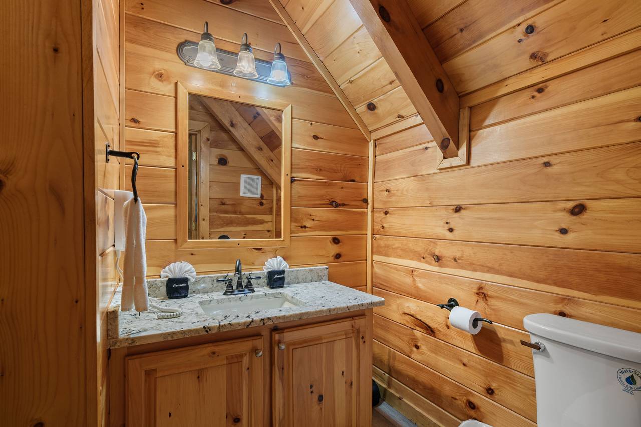 Ensuite bath with jacuzzi tub, standing shower, & single vanity. Ensuite bath with jacuzzi tub, standing shower, & single vanity.