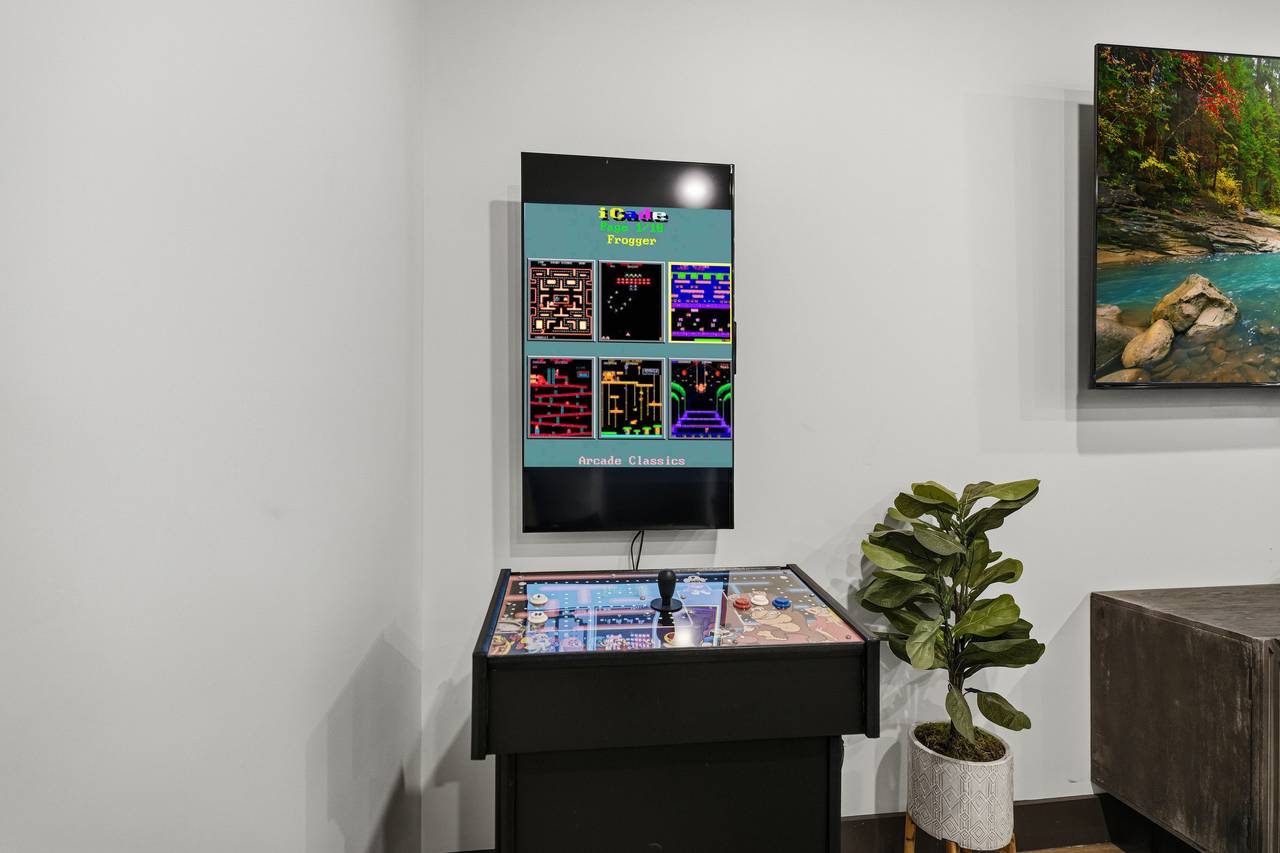<span class="name">Pool Table, Buck Hunter, Golden Tee, Air Hockey & Multi-Cade</span> <span class="name">Pool Table, Buck Hunter, Golden Tee, Air Hockey & Multi-Cade</span>