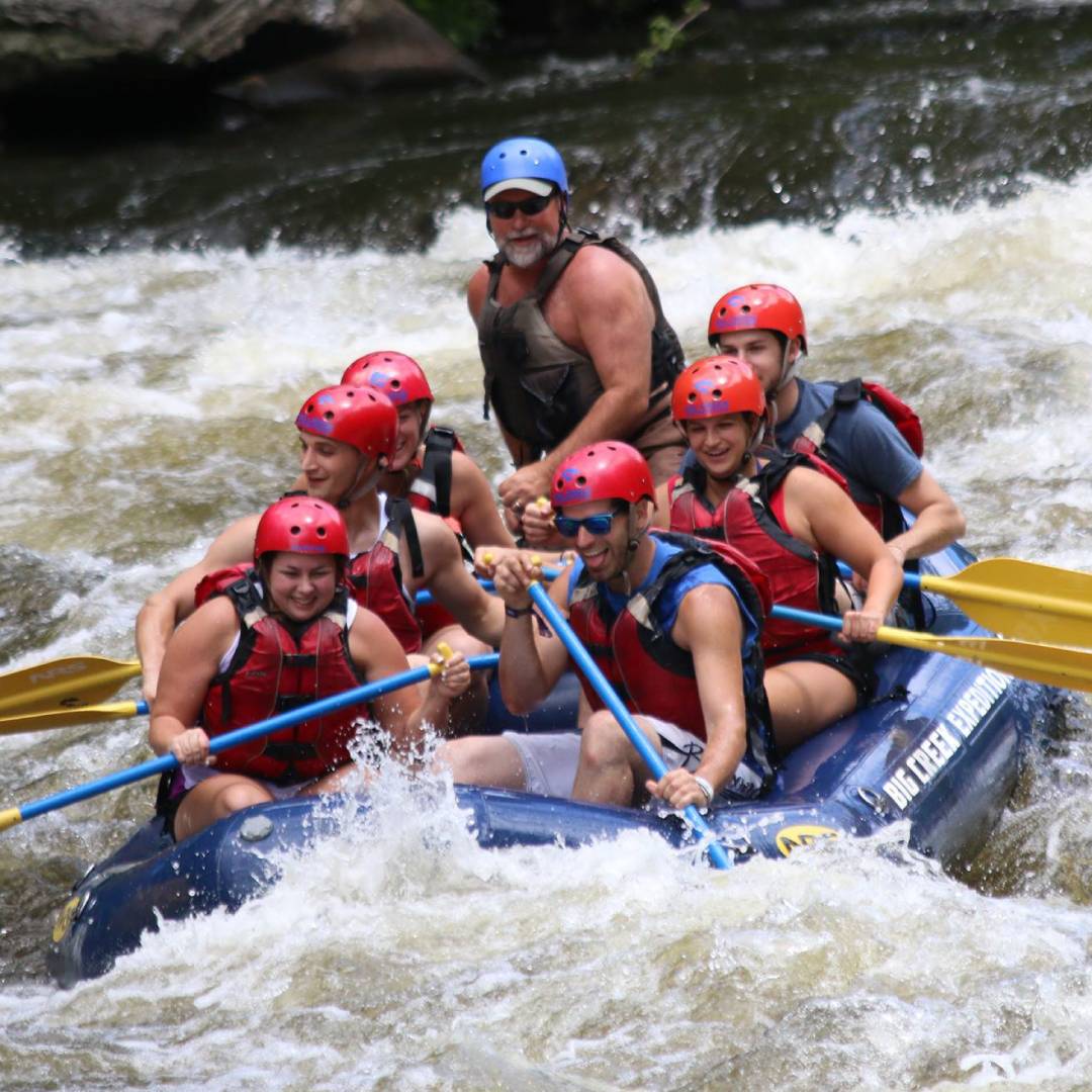 <span class="name">Free attractions passes, every day of your stay!</span> <span class="name">Free attractions passes, every day of your stay!</span>
