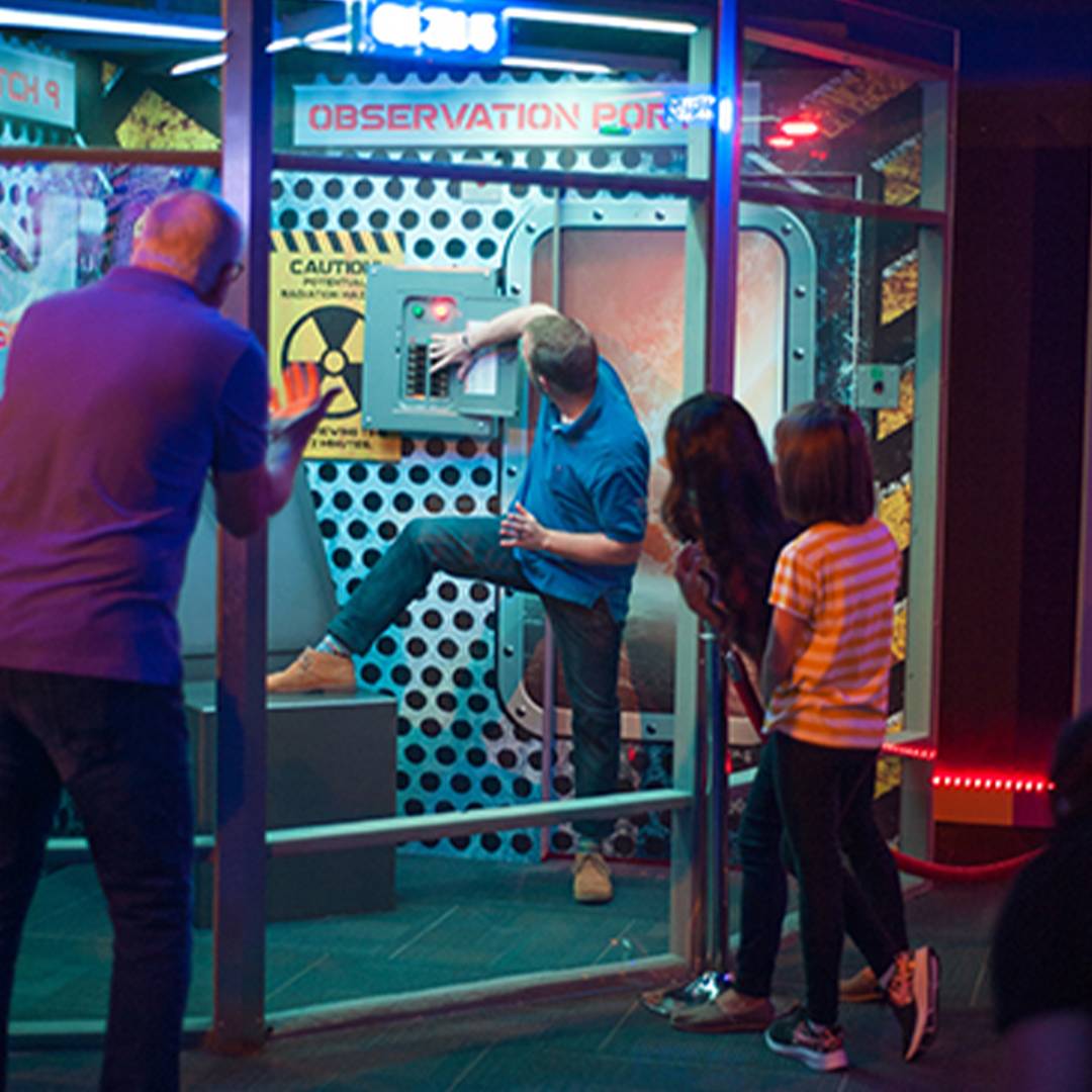 <span class="name">Free attractions passes, every day of your stay!</span> <span class="name">Free attractions passes, every day of your stay!</span>