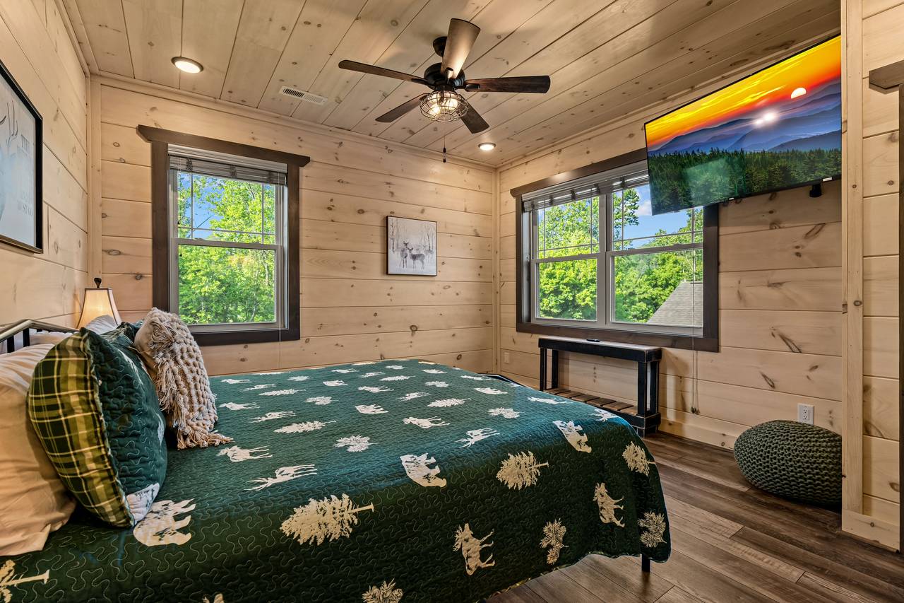 <span class="name">Upper level king bedroom with private ensuite bath</span> <span class="name">Upper level king bedroom with private ensuite bath</span>