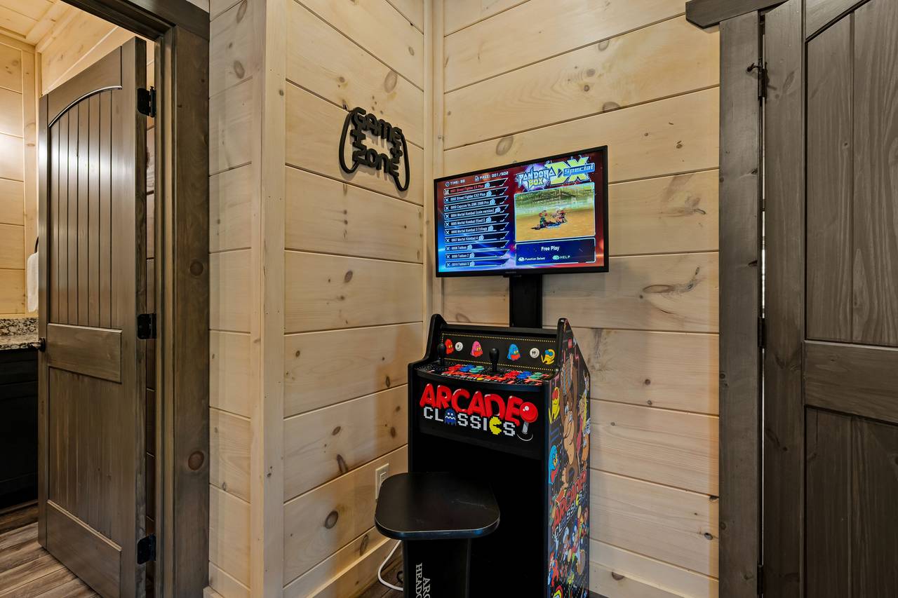 <span class="name">Classic pinball & multi-cade machines for family fun</span> <span class="name">Classic pinball & multi-cade machines for family fun</span>