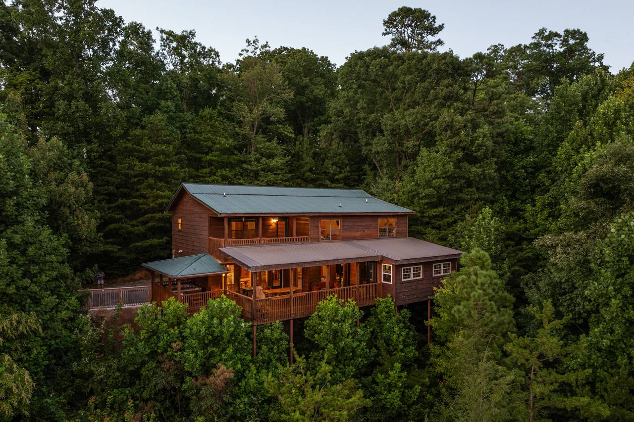 Stay at Smoky Mountain Timeless offered by Bear Tracts Stay at Smoky Mountain Timeless offered by Bear Tracts