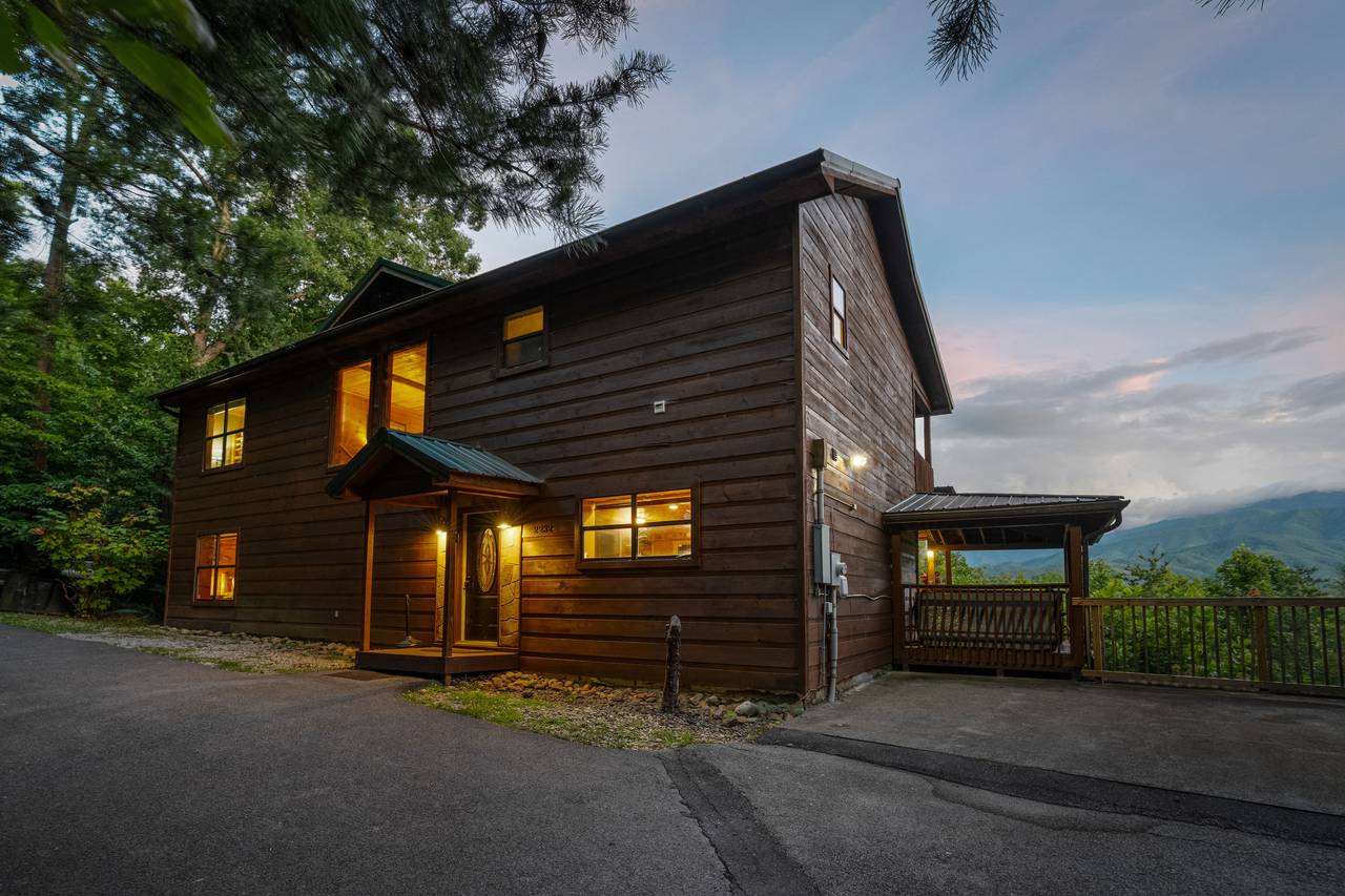 Stay at Smoky Mountain Timeless offered by Bear Tracts Stay at Smoky Mountain Timeless offered by Bear Tracts