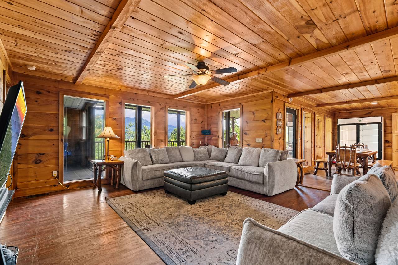 Spacious Living Room with Plush Sectional Spacious Living Room with Plush Sectional