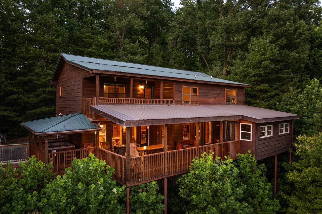 Stay at Smoky Mountain Timeless offered by Bear Tracts Stay at Smoky Mountain Timeless offered by Bear Tracts