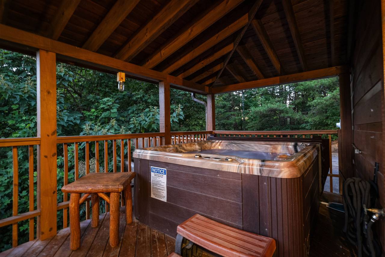 Relaxing Hot Tub with Mountain Scenery Relaxing Hot Tub with Mountain Scenery