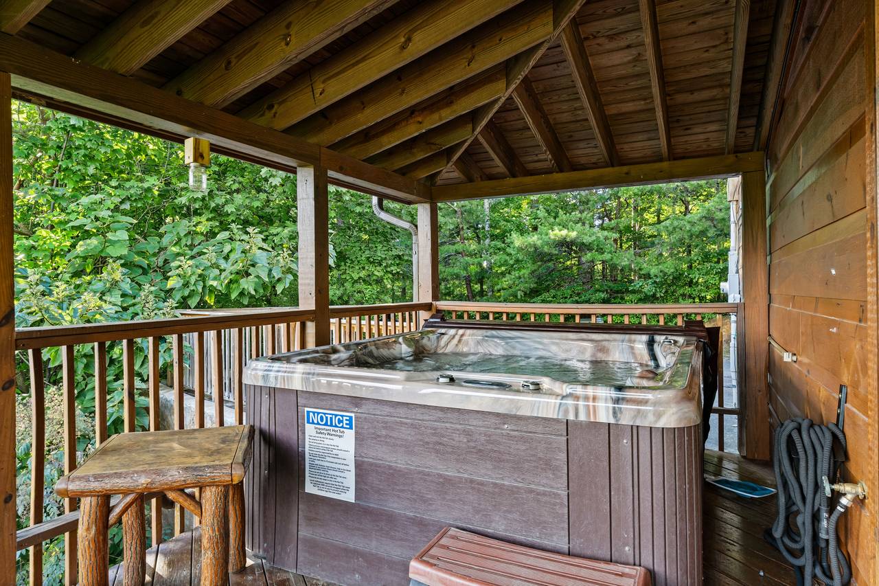 Relaxing Hot Tub with Mountain Scenery Relaxing Hot Tub with Mountain Scenery