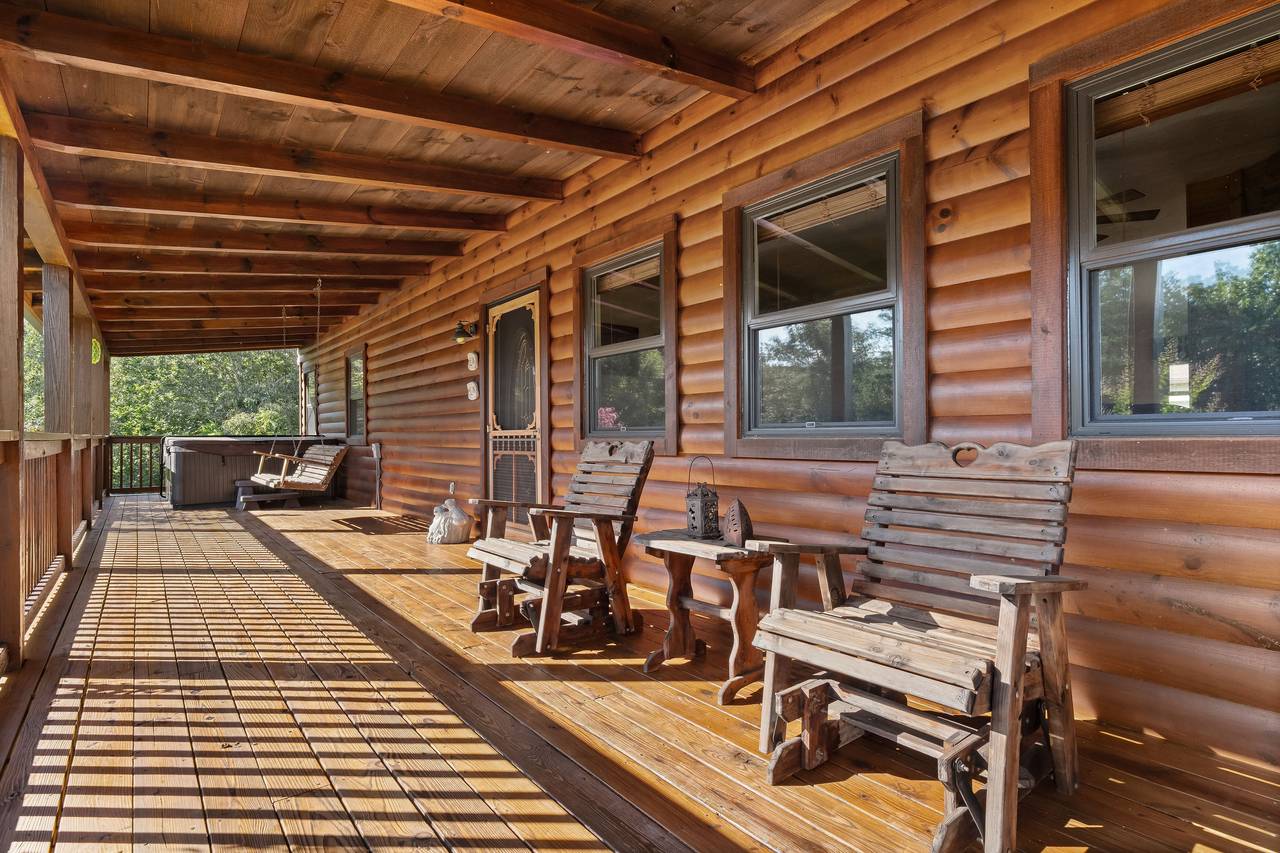 Deck seating for enjoying peaceful mornings Deck seating for enjoying peaceful mornings