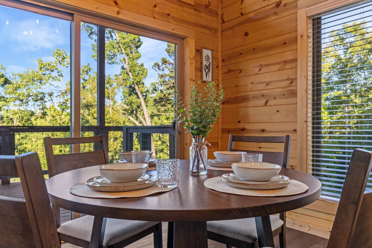 <span class="name">Cozy dining area for shared meals & special moments</span> <span class="name">Cozy dining area for shared meals & special moments</span>
