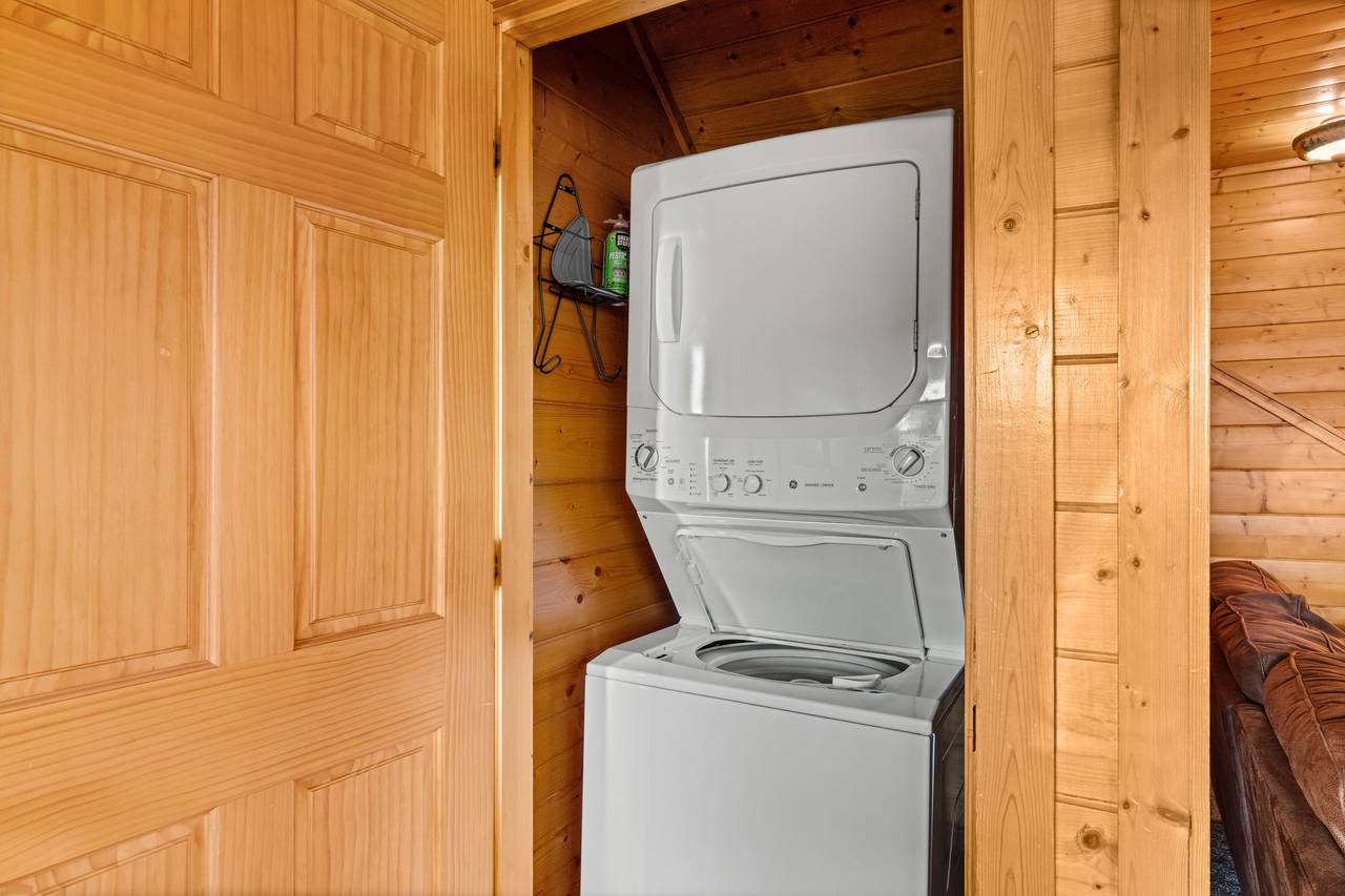 <span class="name">Stackable washer and dryer</span> <span class="name">Stackable washer and dryer</span>