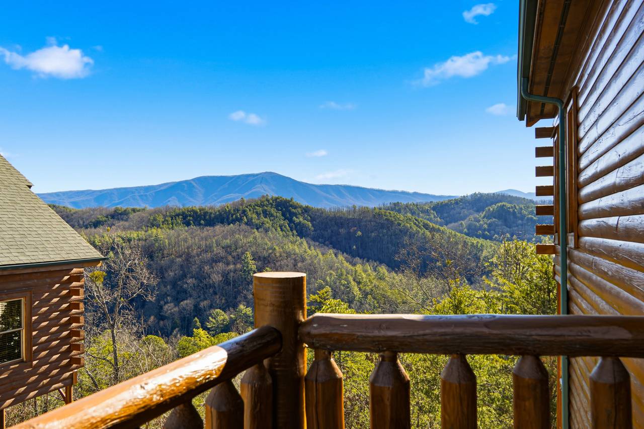 <span class="name">Panoramic Smoky Mountain views </span> <span class="name">Panoramic Smoky Mountain views </span>