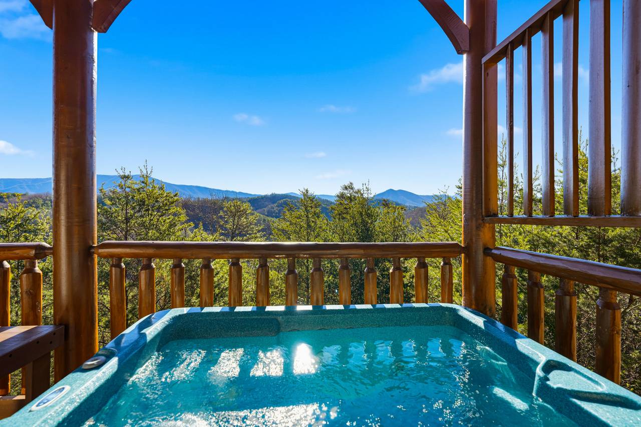 <span class="name">Private hot tub with mountain views</span> <span class="name">Private hot tub with mountain views</span>