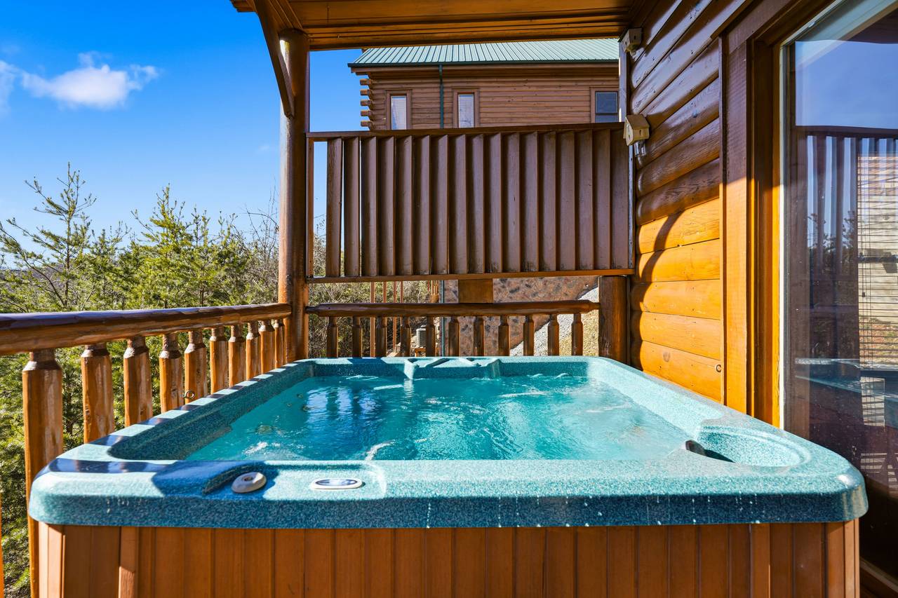 <span class="name">Private hot tub with mountain views</span> <span class="name">Private hot tub with mountain views</span>