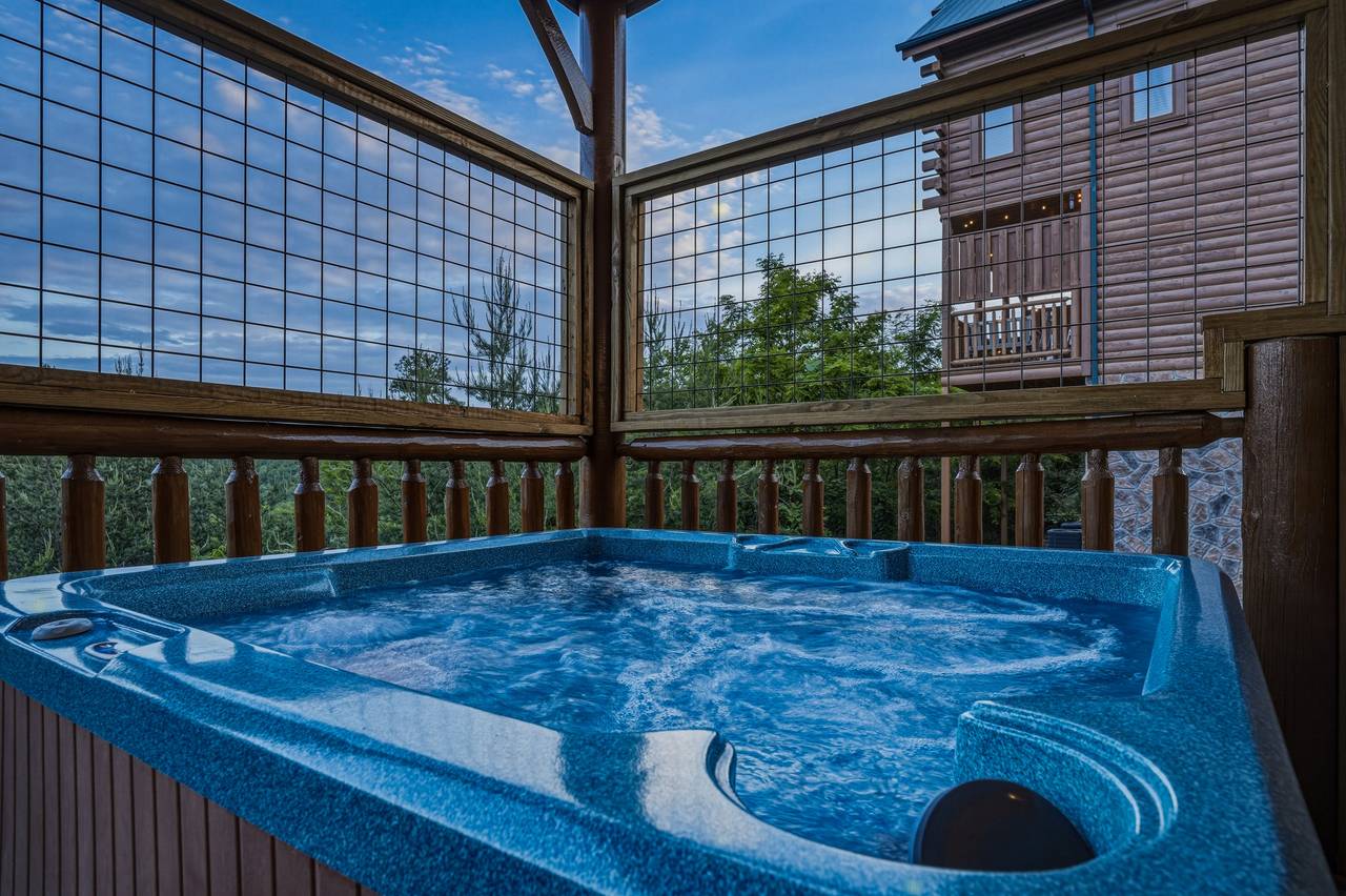 <span class="name">Private hot tub with mountain views</span> <span class="name">Private hot tub with mountain views</span>