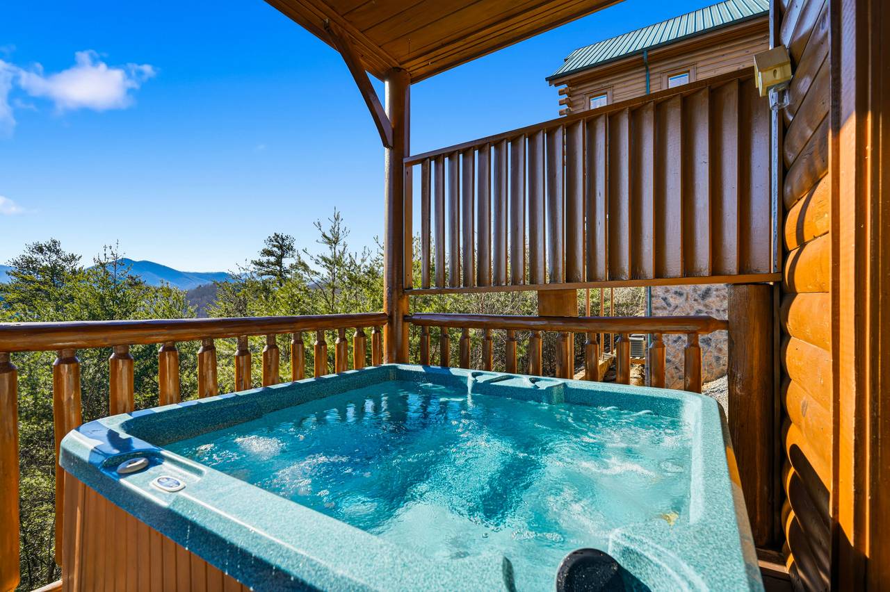 <span class="name">Private hot tub with mountain views</span> <span class="name">Private hot tub with mountain views</span>
