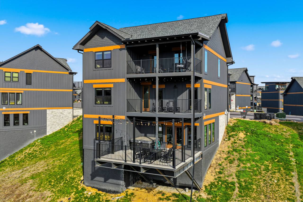 <span class="name">Welcome to Lazzee River Getaway, offered by Bear Tracts</span> <span class="name">Welcome to Lazzee River Getaway, offered by Bear Tracts</span>