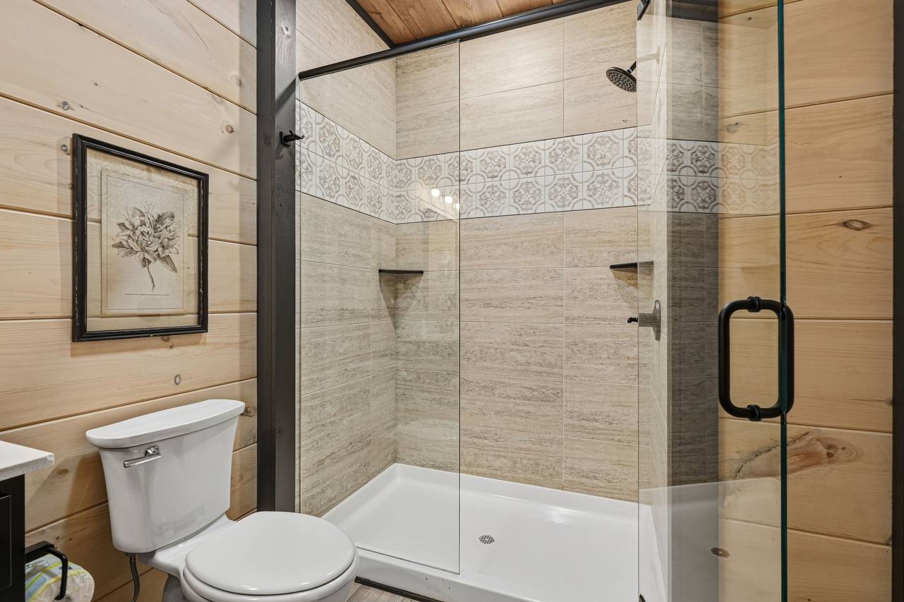 <span class="name">Full bathroom 3 with shower, modern fixtures, & hairdryer</span> <span class="name">Full bathroom 3 with shower, modern fixtures, & hairdryer</span>