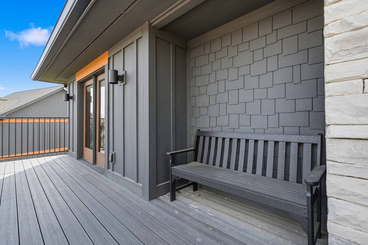 <span class="name">Luxury lodge exterior with valley views & covered decks</span> <span class="name">Luxury lodge exterior with valley views & covered decks</span>