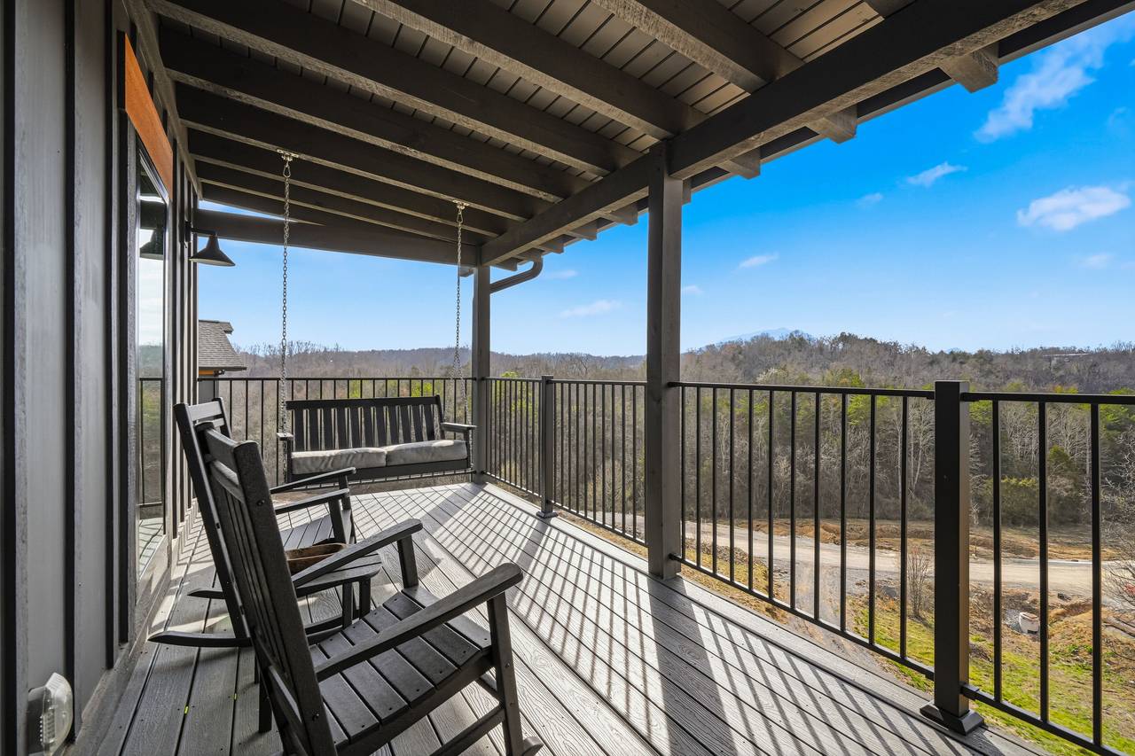 <span class="name">Luxury lodge exterior with valley views & covered decks</span> <span class="name">Luxury lodge exterior with valley views & covered decks</span>