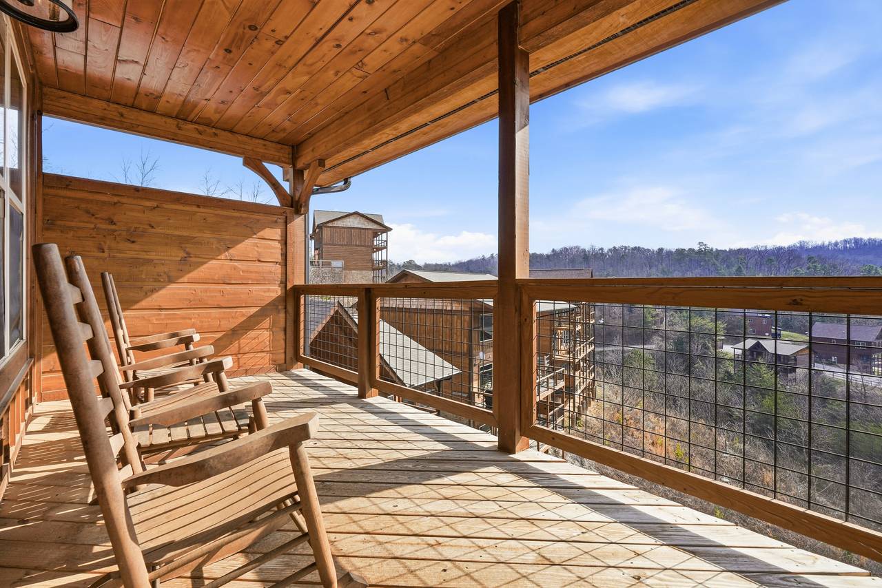 <span class="name">Rocking chairs w/ sweeping views</span> <span class="name">Rocking chairs w/ sweeping views</span>